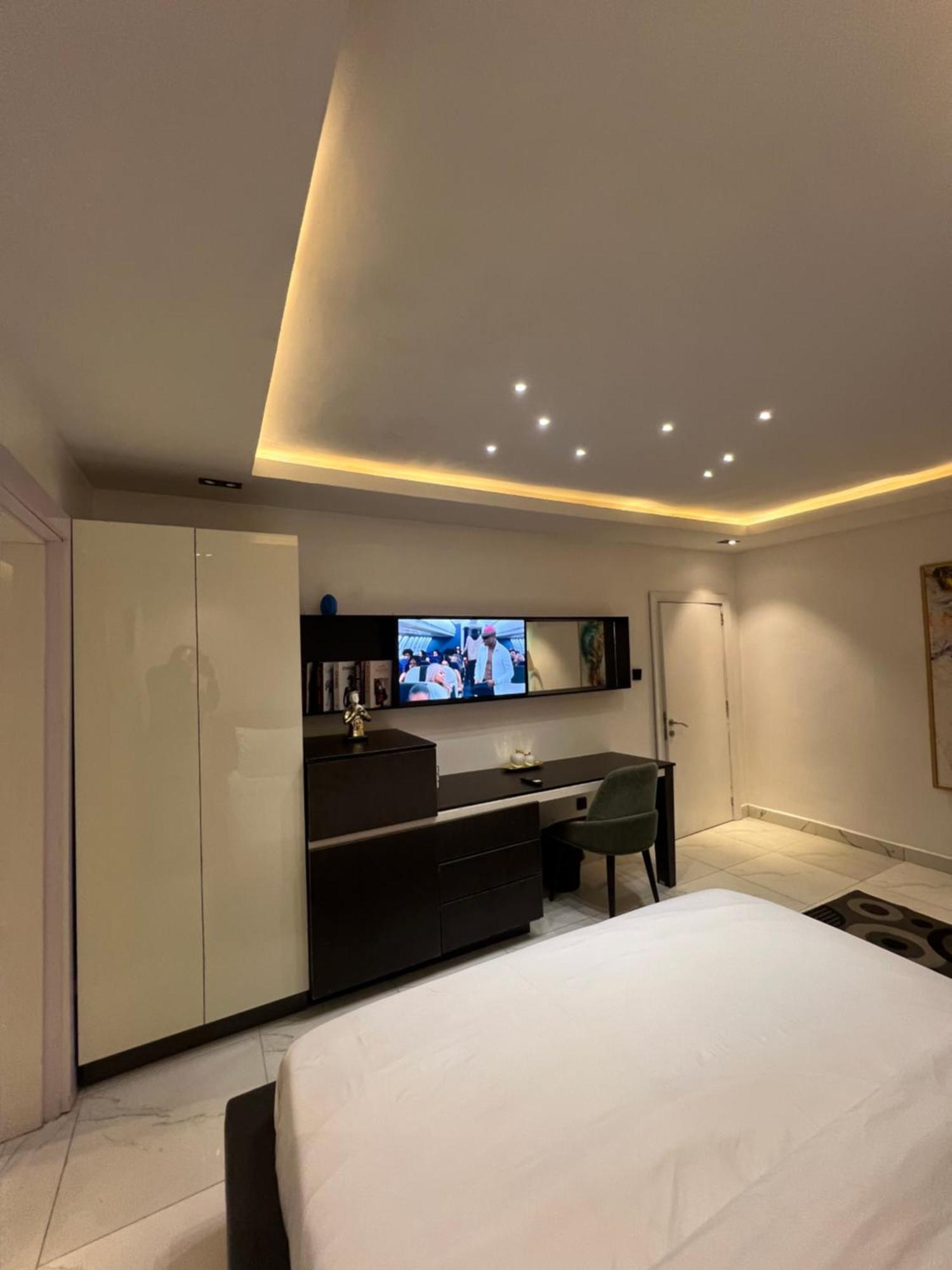 Austra Hotels And Apartments Maitama 아부자 외부 사진