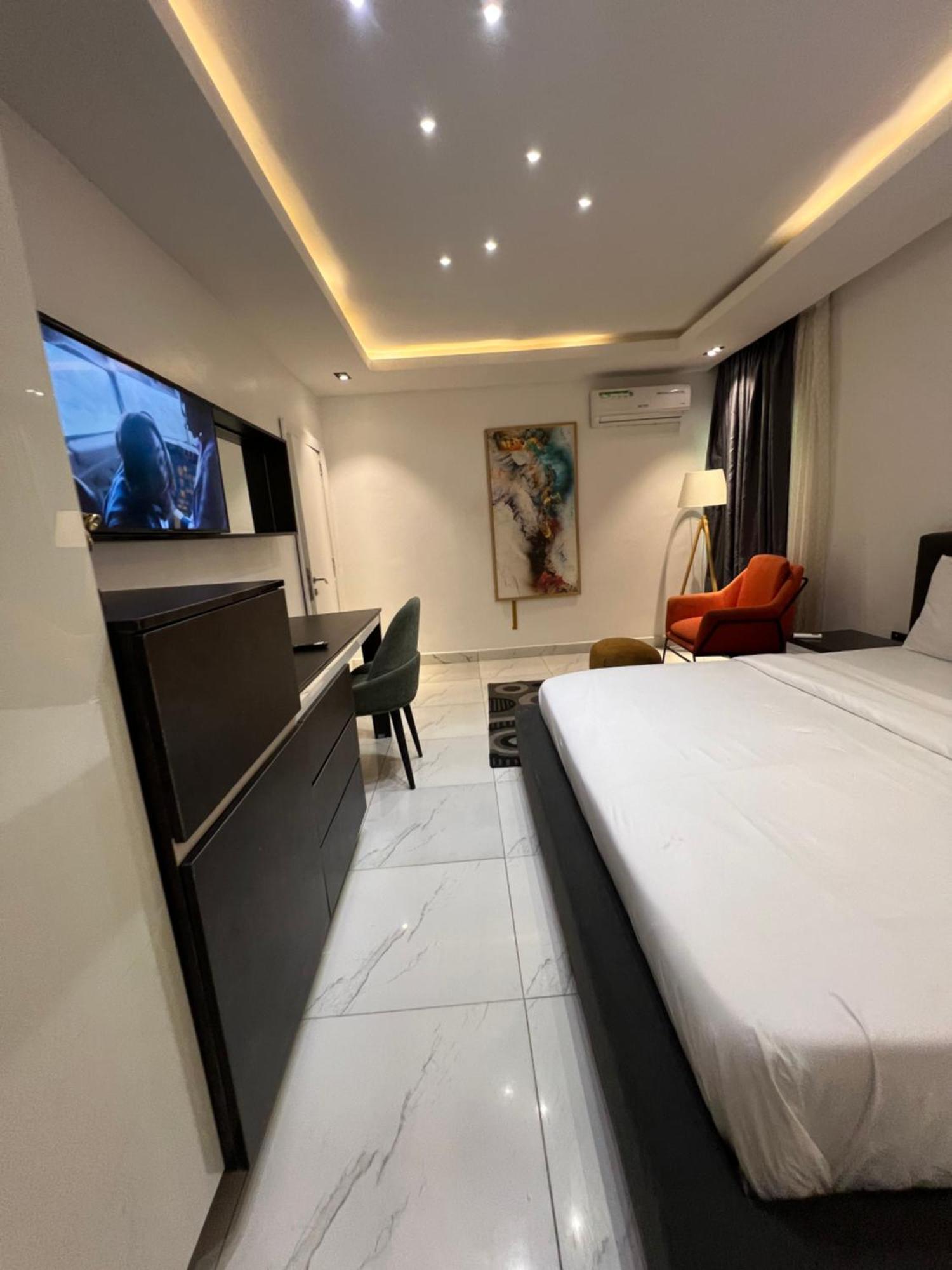 Austra Hotels And Apartments Maitama 아부자 외부 사진