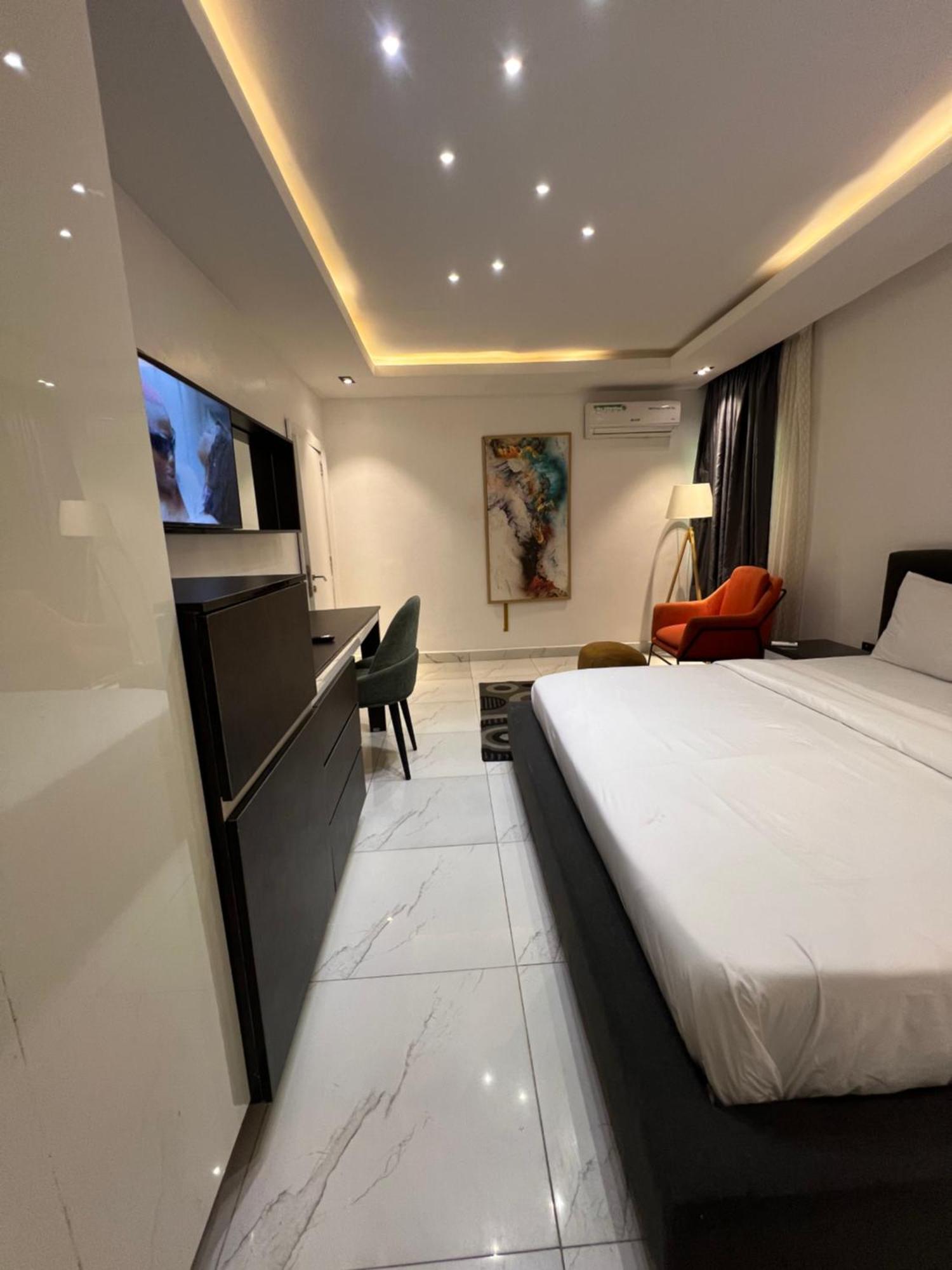 Austra Hotels And Apartments Maitama 아부자 외부 사진
